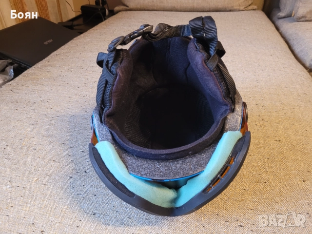 Продавам детски ски каска с визьор, снимка 2 - Зимни спортове - 52687241