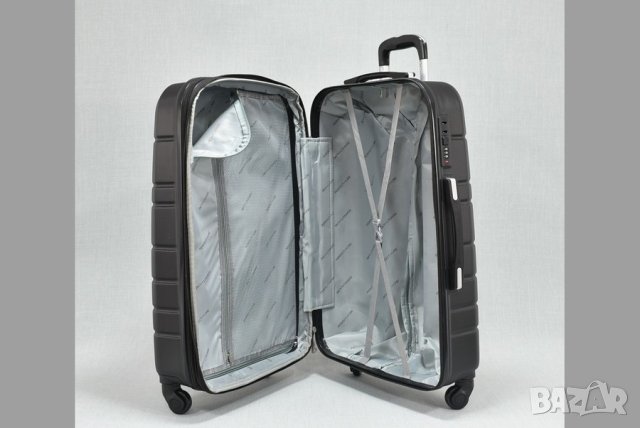 Комплект от 3 куфара в черен цвят, снимка 3 - Куфари - 44114795