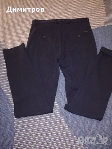 Мъжки тъмно син панталон Jack and Jones , снимка 2 - Панталони - 38713299
