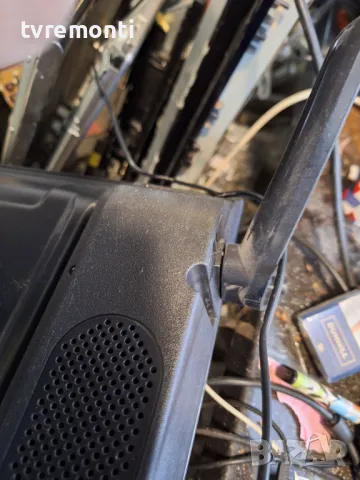 крачета оригинална стойка телевизор Crown модел 3233T2, снимка 4 - Стойки, 3D очила, аксесоари - 48784122