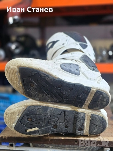 ендуро/мотокрос ботуши sidi 45номер , снимка 4 - Спортна екипировка - 50112968