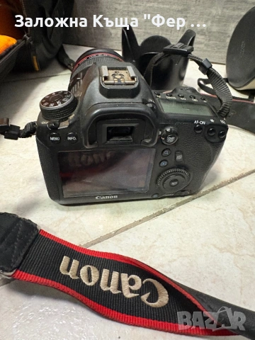 Фотоапарат Canon и два обектива Canon, снимка 6 - Фотоапарати - 53073203