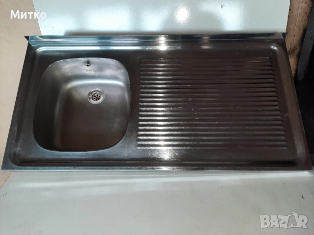 Мивка от неръждавейка хром алпака с десен плот