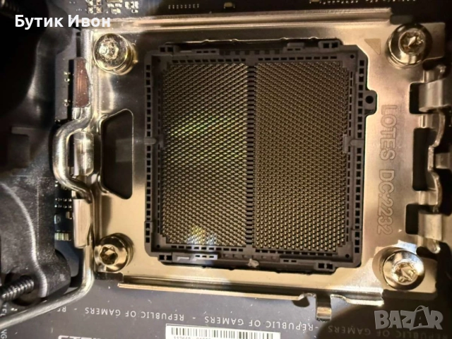 ASUS ROG STRIX X670E-F GAMING WIFI Mainboard, снимка 5 - Дънни платки - 52906993