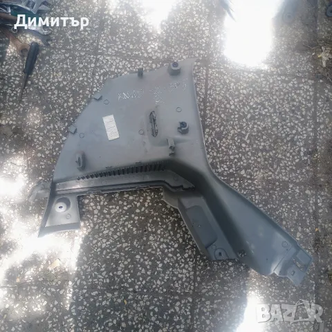 Интериорна Пластмаса Задна Колонка Дясна За Рено Клио 2 2003г / Renault Clio 2 2003y, снимка 2 - Части - 50215894