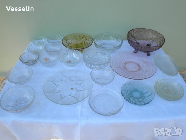 Стари порцеланови и стъклени чинии, купи, сервизи подстакани и др., снимка 11 - Сервизи - 20739003