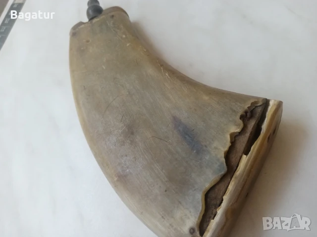 Стара хайдушка рогова барутница,силях,пушка,пищов,фишеклък, снимка 8 - Антикварни и старинни предмети - 51030224