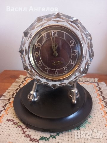 Маяк стар руски часовник, снимка 1 - Антикварни и старинни предмети - 43474928