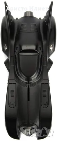 Метална количка кола Батмобил с фигура Батман 1:24 Batman Batmobile 1989г, снимка 9 - Коли, камиони, мотори, писти - 49555187