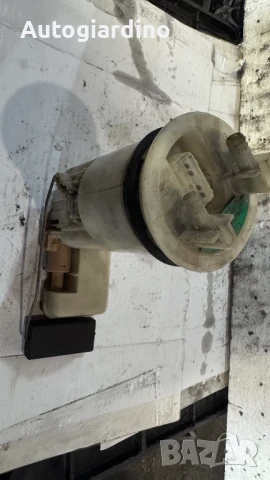 Горивна помпа за Peugeot 106 - 9631883880