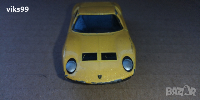 Lamborghini Miura 1966 Maisto 1:64, снимка 8 - Колекции - 36563121