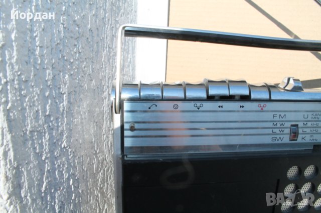 Радио касетофон ''Siemens Plaar 412, снимка 2 - Радиокасетофони, транзистори - 44069597