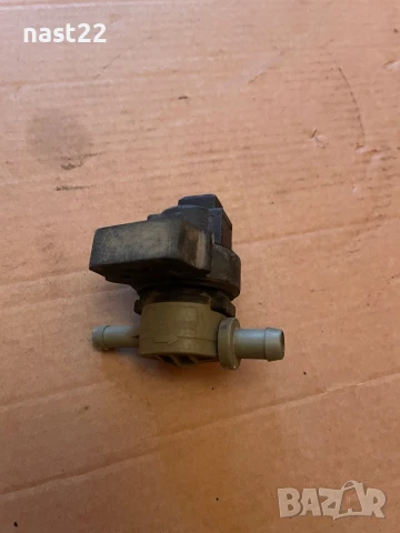 Соленоиден клапан за Mercedes W202 C200 0004701693, снимка 4 - Части - 50476661