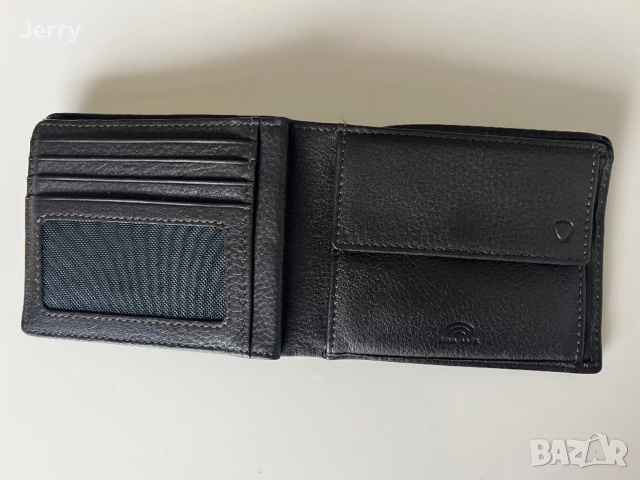 Портфейл Strellson, снимка 4 - Портфейли, портмонета - 52481828