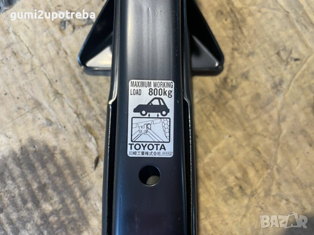 Авто Крик Авариен Крик за Toyota Prius Оригинал, снимка 5 - Аксесоари и консумативи - 50963194