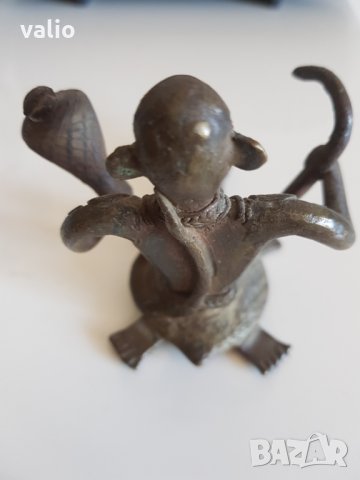 стара бронзова статуетка , снимка 3 - Антикварни и старинни предмети - 28600692