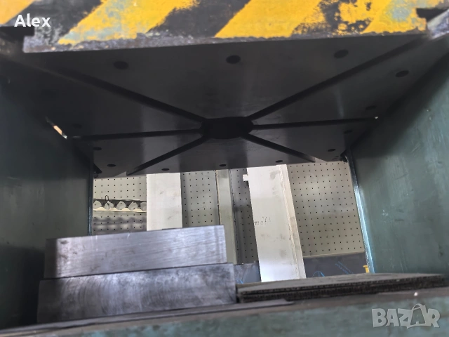 Търся работа за тази преса 60т хидравлична , снимка 7 - Други - 53159308