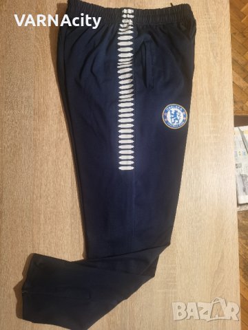 Chelsea Football Club Nike size L, снимка 1 - Спортни дрехи, екипи - 43766908