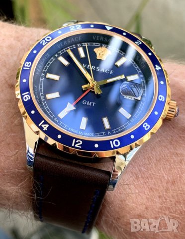 Луксозен мъжки часовник Versace V11080017 Hellenyium GMT Swiss Made, снимка 1