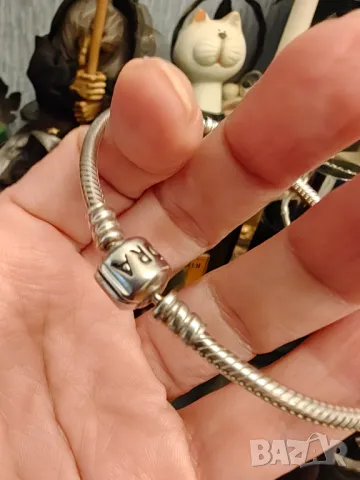 Пандора оригинална гривна, снимка 2 - Гривни - 49668475