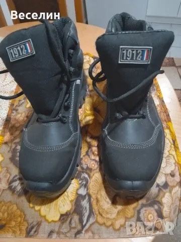 Продавам зимни мъжки обувки