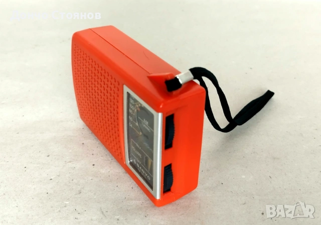 Винтидж средновълнов транзистор, радио SANYO RP-1270, снимка 3 - Радиокасетофони, транзистори - 53515379