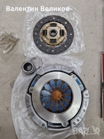 Комплект съединител с аксиален лагер за Дайхатцу Сирион M100 и M300, Materia M400, YRV M2 и Subaru J