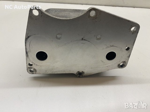 Охладител за двигателно масло за Mercedes X class Nissan Navara 2.3 190 RENAULT 2130500QAF 2018, снимка 6 - Части - 43100811