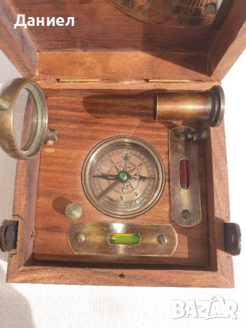 Секстант с компас в дървена кутия, снимка 2 - Морски сувенири - 43258511