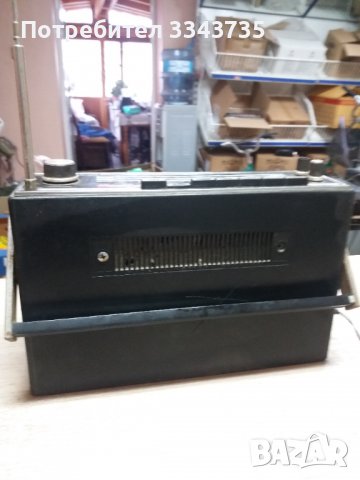 Продавам ретро работещо радио TELEFYNKENKEN BAJAZZO SPORT, снимка 4 - Радиокасетофони, транзистори - 38883533