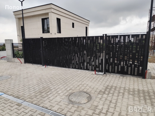 Продавам метална дизайнерска портална врата, снимка 2 - Железария - 51877123