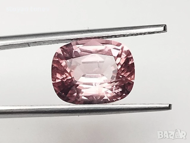 Зашеметяващ оранжево розов Падпараджа шпинел 2.16кт! Нов!, снимка 11 - Други - 51123528