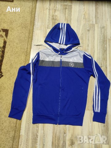 Дамски екип adidas., снимка 1 - Спортни екипи - 43147931