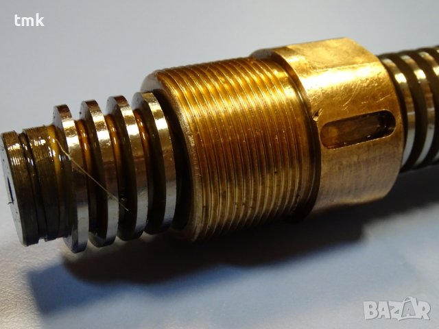 Винт с гайка за фреза Deckel L-530 ф26, снимка 6 - Резервни части за машини - 40131861