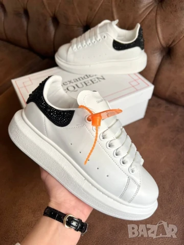 дамски маратонки Alexander Mcqueen , снимка 5 - Маратонки - 50749533