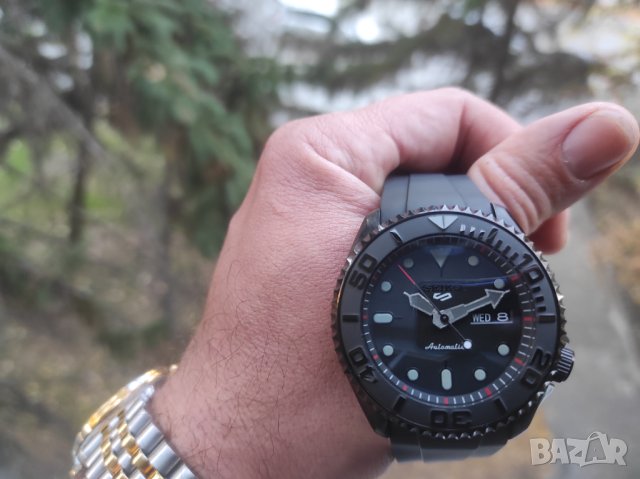 Seiko mod SKX Stealth black PVD red chapter ring markers, снимка 2 - Мъжки - 43244668