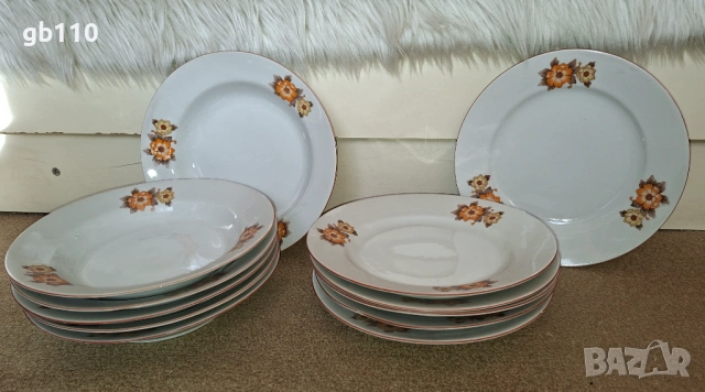 Порцеланови чинии и супник, Завод за порцелан Разград, 1979 г.