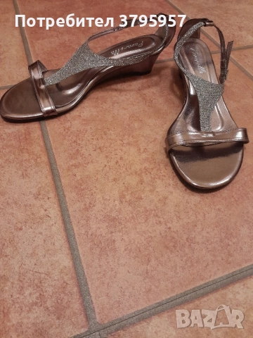 Дамски обувки , снимка 2 - Дамски обувки на ток - 51502132