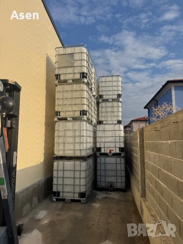 Бидони цистерни контейнери 1 тон 1000 литра 