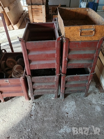 Метални палети д.60 / ш.40 / в.40