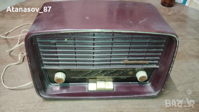 Радио Комсомолец, снимка 3 - Антикварни и старинни предмети - 50453779