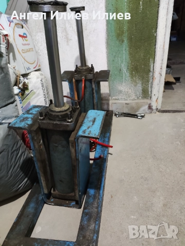 Продавам въздушен канален крик повдигач