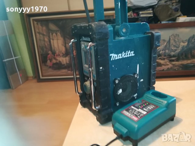 makita radio+makita charger+makita battery 0205211230, снимка 2 - Радиокасетофони, транзистори - 32740626