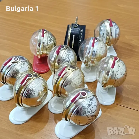 Руски/Съветски будилници/часовници Слава и Восток с ракетка , снимка 3 - Антикварни и старинни предмети - 48704003