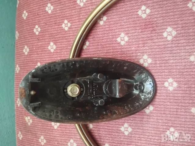 Две ретро поставки за хавлия, снимка 3 - Други ценни предмети - 48824776