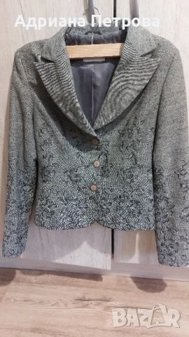 Продавам костюм, снимка 3 - Костюми - 51824196