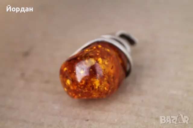 Кехлибарена висулка със сребърен обков, снимка 7 - Колиета, медальони, синджири - 49532292