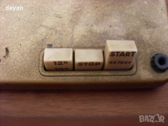 филипс радио с грамофон, снимка 4 - Радиокасетофони, транзистори - 50729906