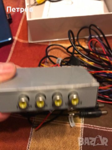 Front & Rear CAR camera switch box, снимка 2 - Аксесоари и консумативи - 38912875