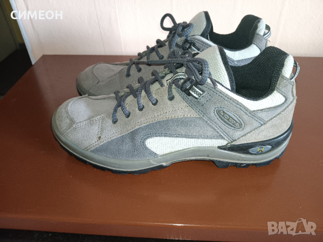 маркови маратонки LOWA - 40 номер